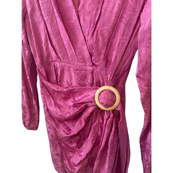 WAYF ATTINA FAUX WRAP DRESS SIZE SMALL - Picture 3 of 11